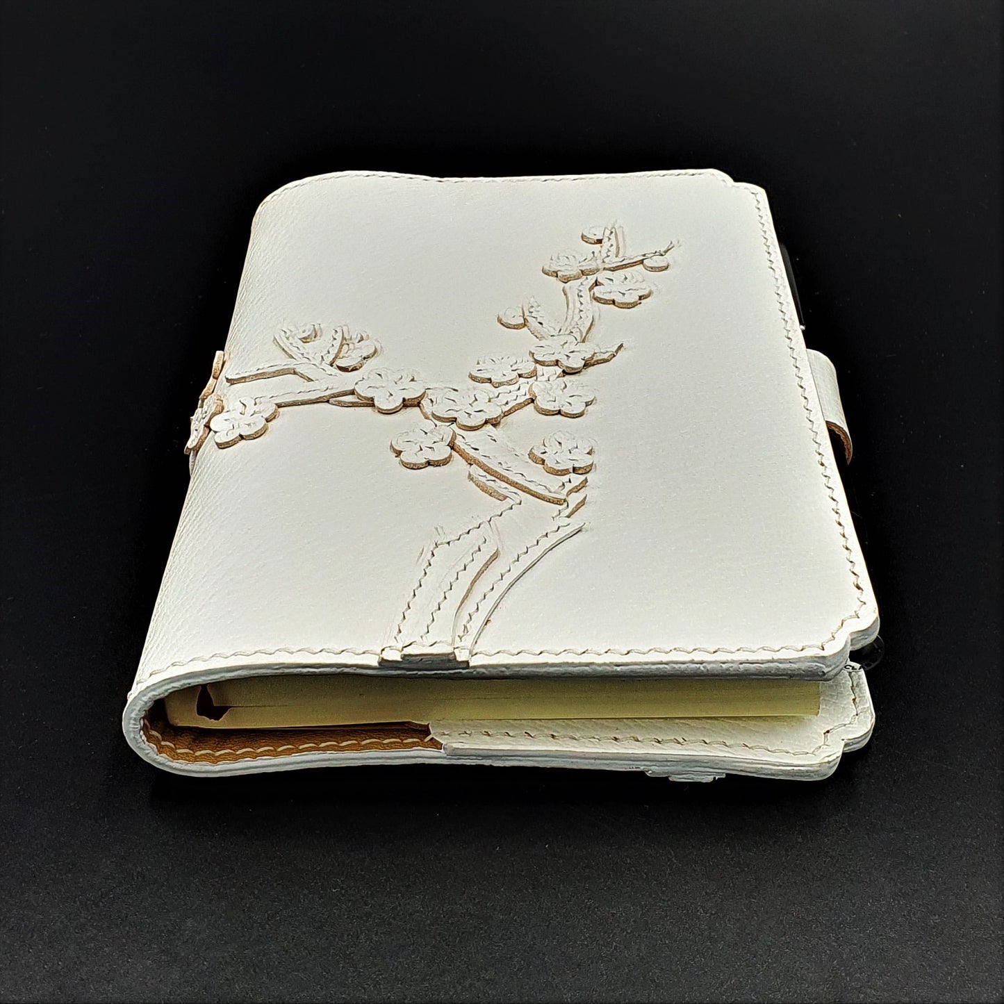 Studio Arkademie MING DH PLUM BLOSSOM A6 Portrait Notebook Sleeve, White