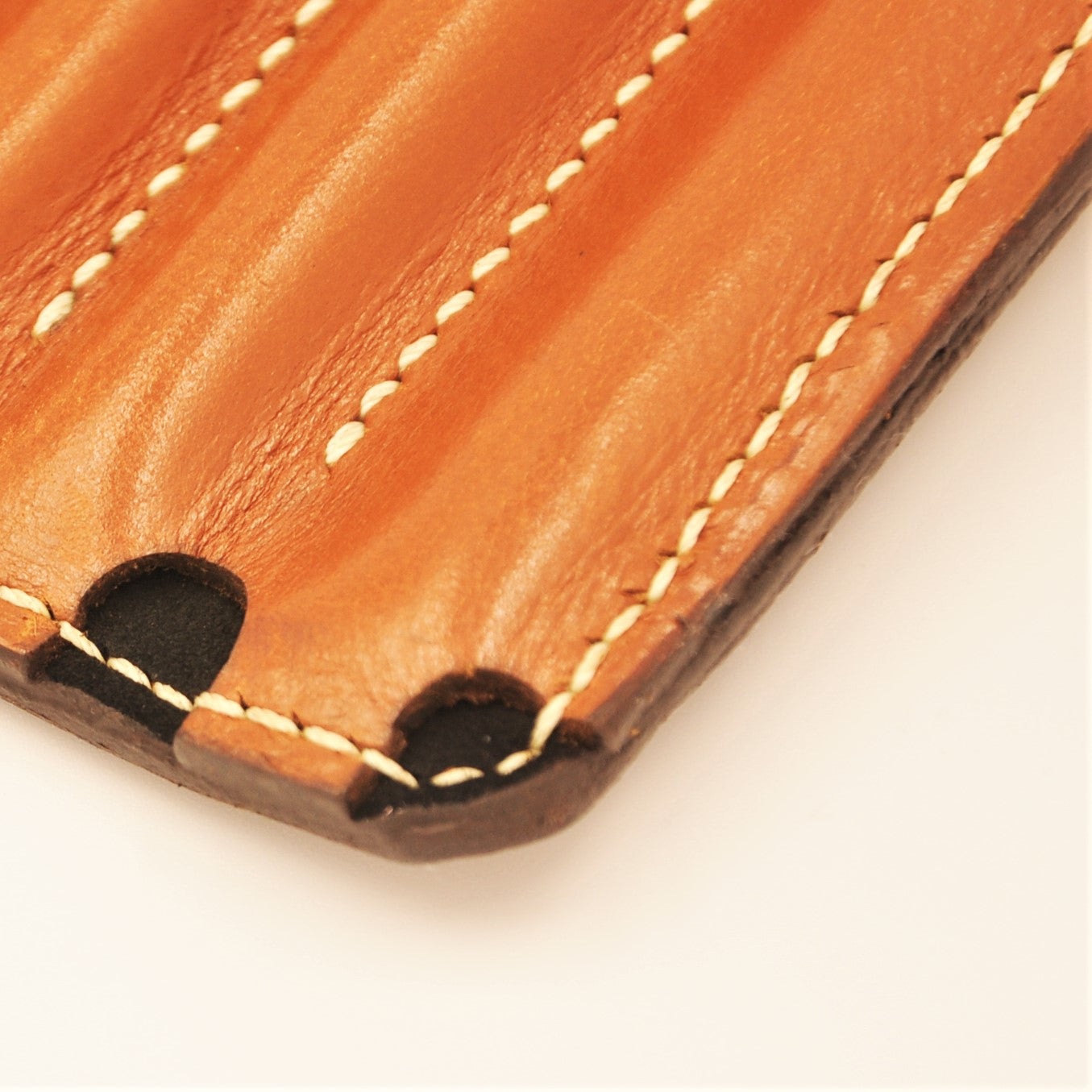 HERITAGE Leather 12-Brush Wrap