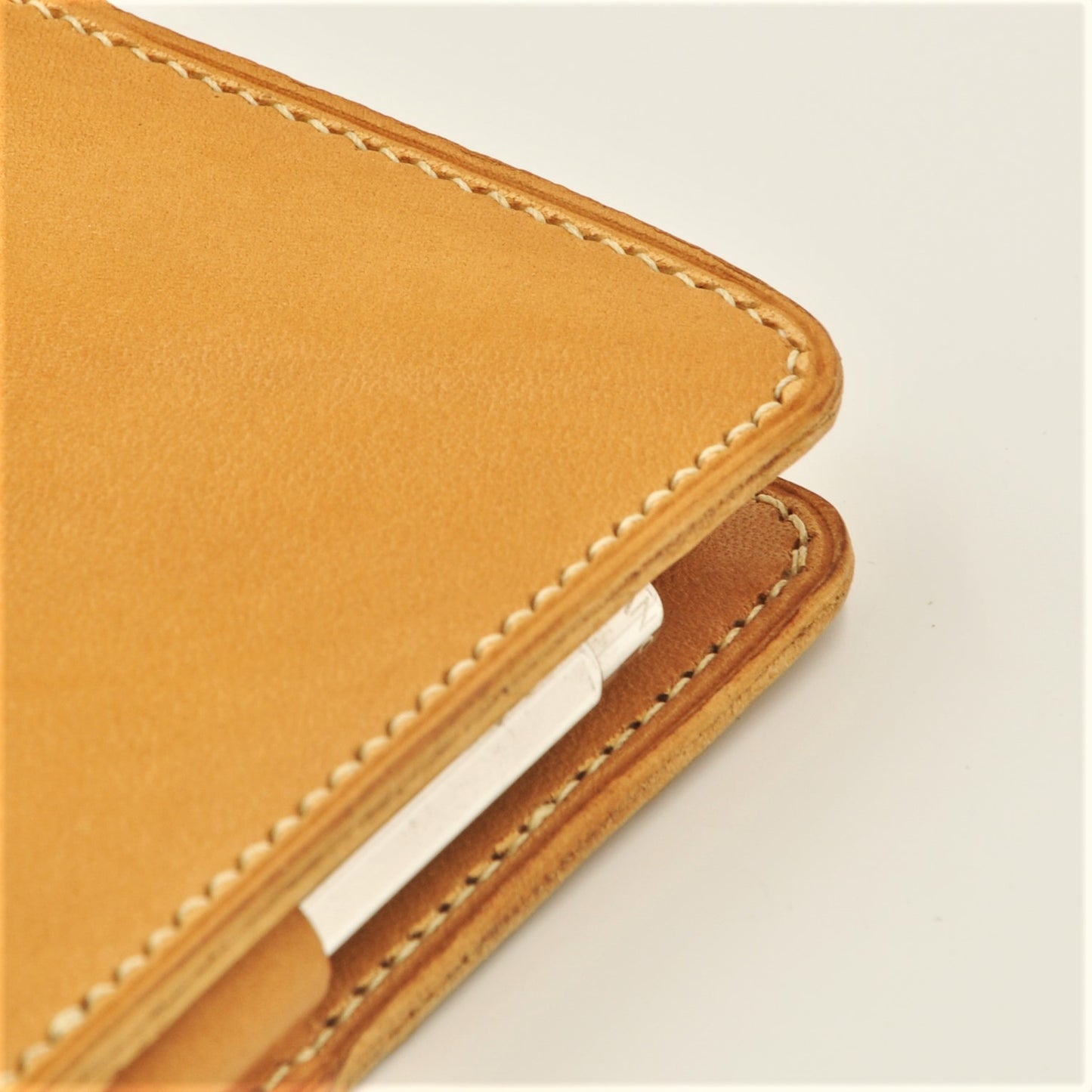 ROHE A6-P Premium Leather Notebook Sleeve