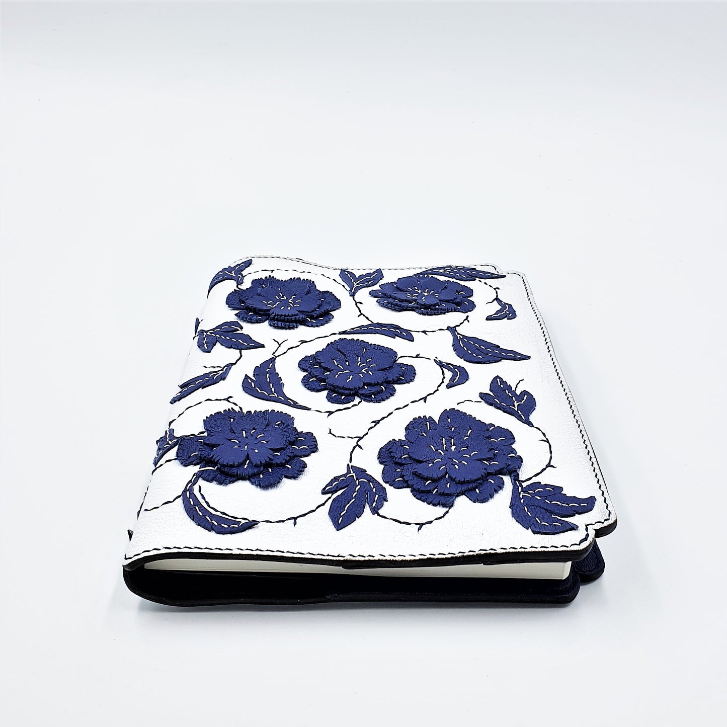 Studio Arkademie MING TEN PEONIES A5 Portrait Notebook Sleeve, Blue & White