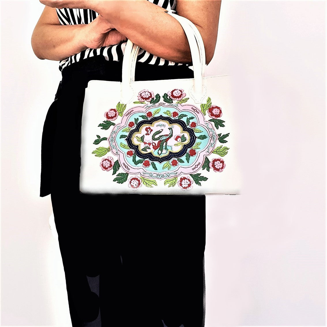Studio Arkademie NYONYA 25 Handbag, Multicolour